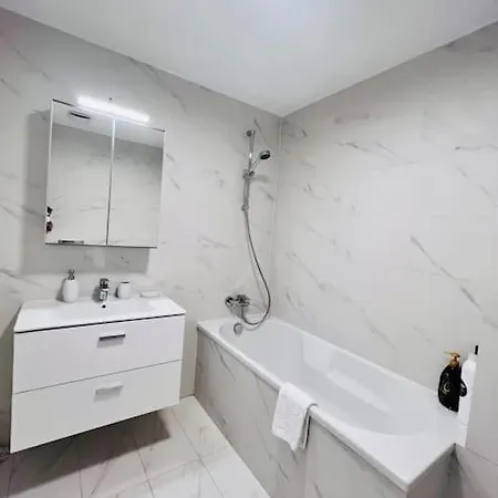 Apartment Comfort Zone Studio In Central-stefan Cel Mare