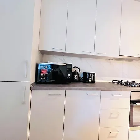 Comfort Zone Studio In Central-stefan Cel Mare Διαμέρισμα